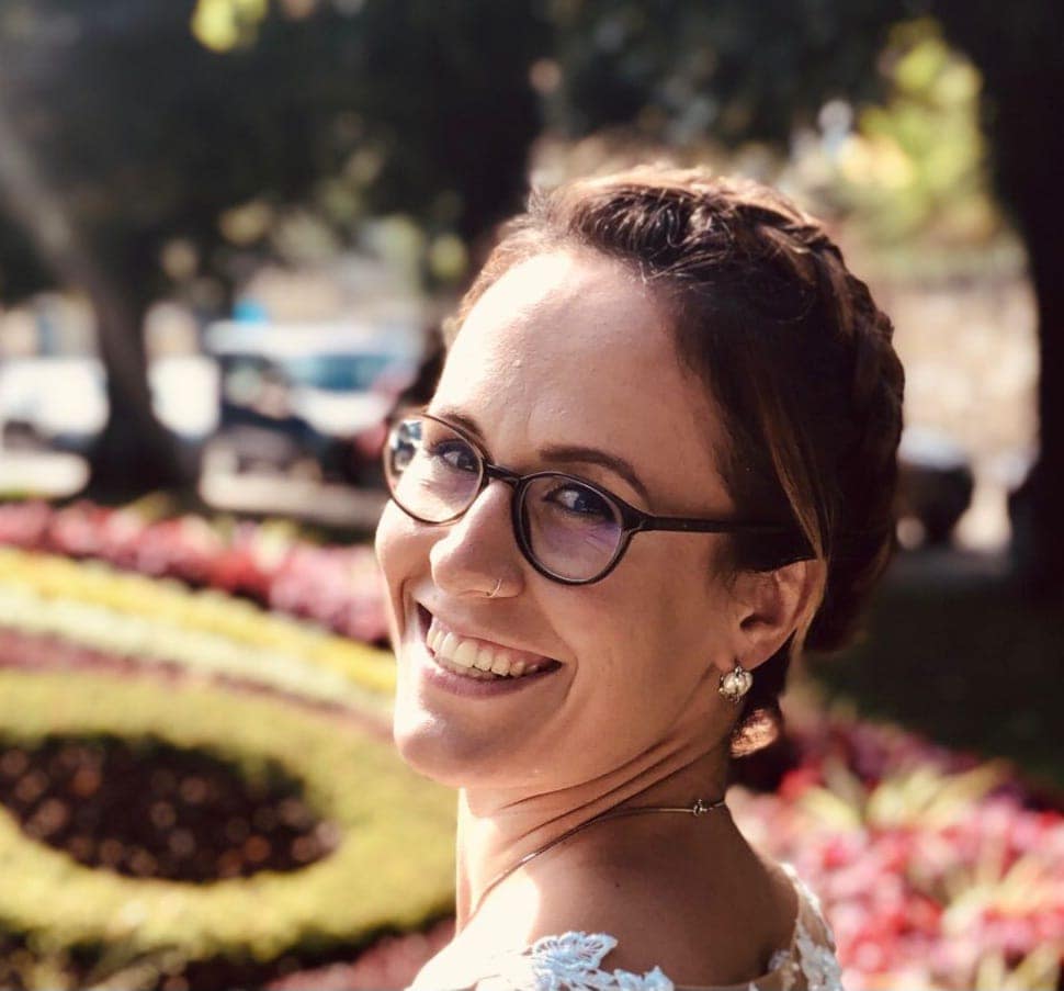 alt="Christine, doula certifiée et infirmière, pour un accompagnement bienveillant"<br />
